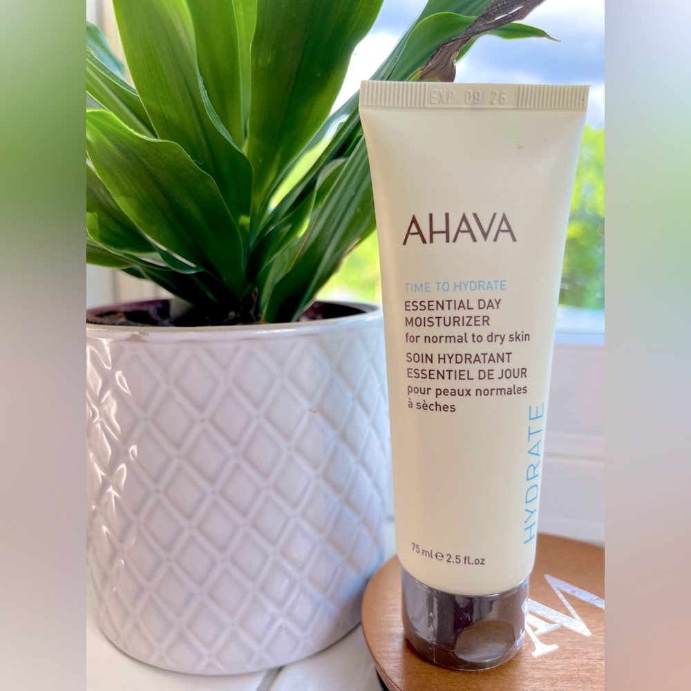 AHAVA Essential Day Moisturizer